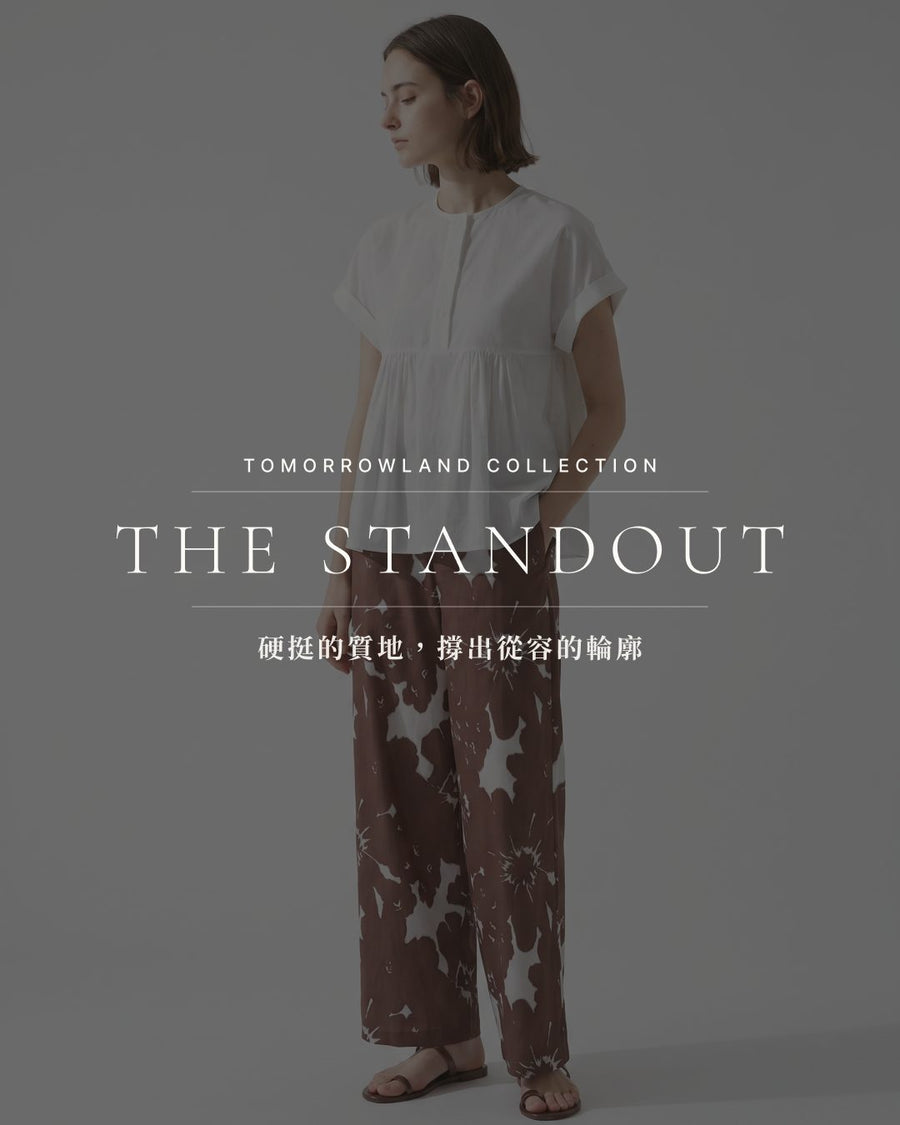TOMORROWLAND collection — THE STANDOUT:挺實面料撐起直筒輪廓,讓花色沿著褲身完整展現。