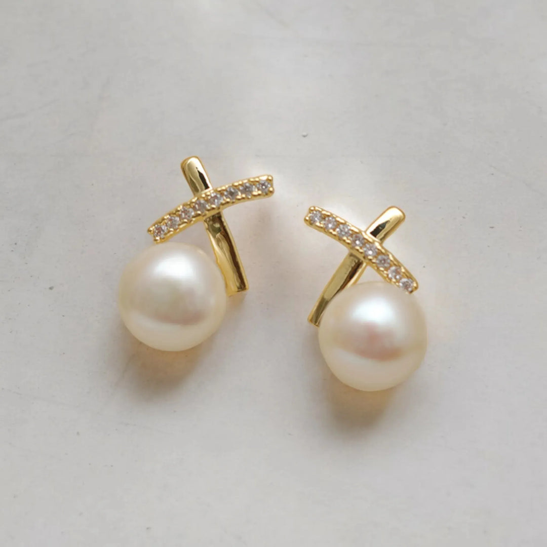 交叉水鑽金屬單珍珠耳環-金