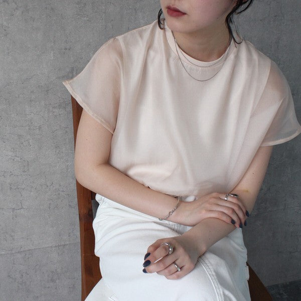 輕紗透膚層次感法式袖上衣 - 杏｜classy chic