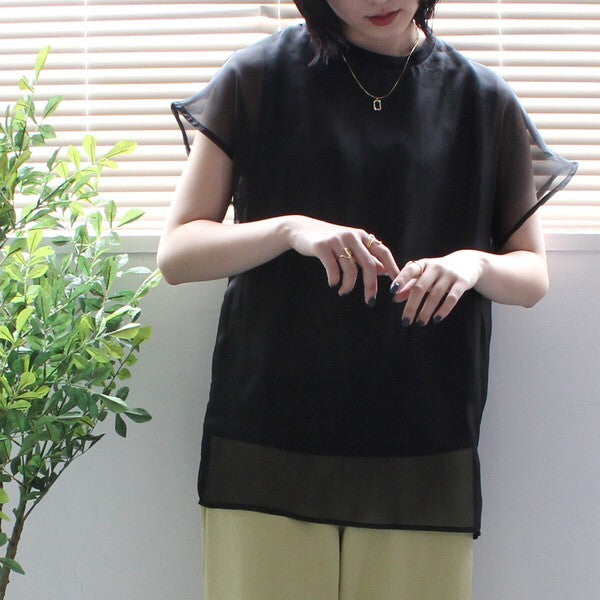 輕紗透膚層次感法式袖上衣 - 黑｜classy chic