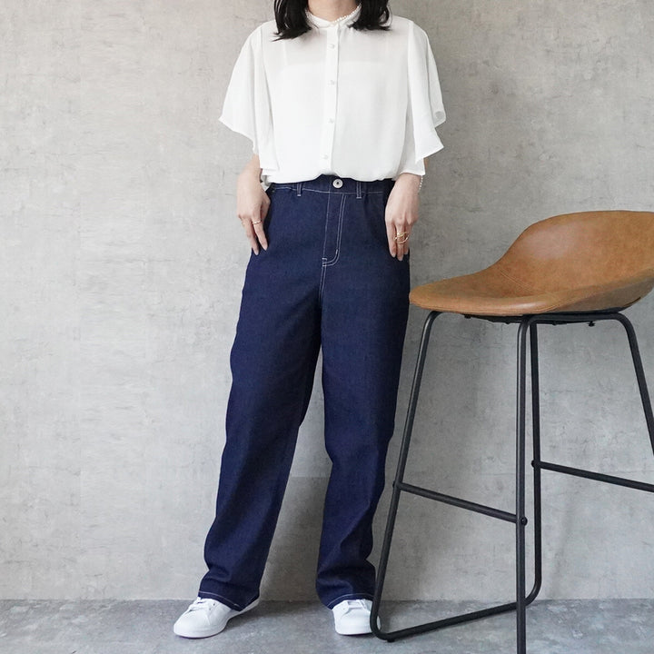 珍珠釦飾飄逸喇叭袖立領上衣 - 白｜classy chic