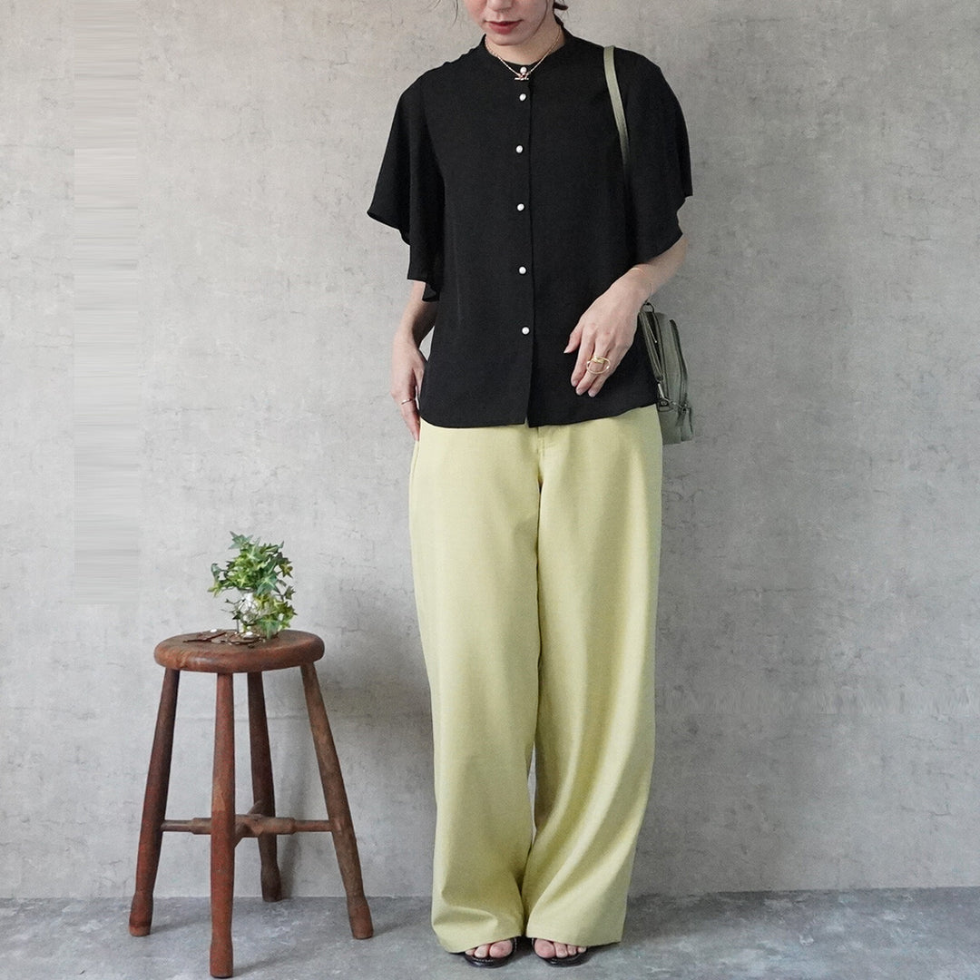 珍珠釦飾飄逸喇叭袖立領上衣 - 黑｜classy chic