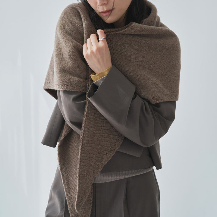 喀什米爾羊毛無縫三角披肩 - 棕｜Audrey and John Wad 日本製