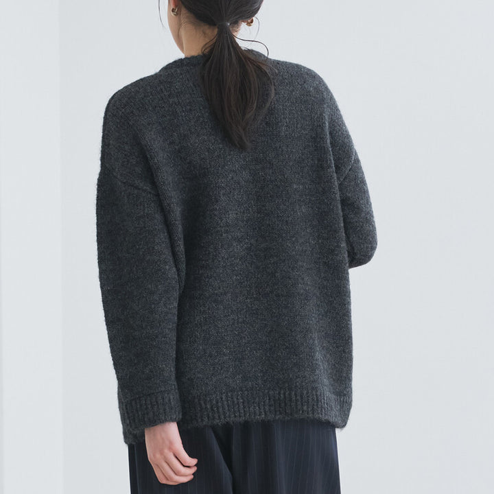 立體花朵裝飾鈕扣開襟衫 - 炭灰｜Audrey and John Wad