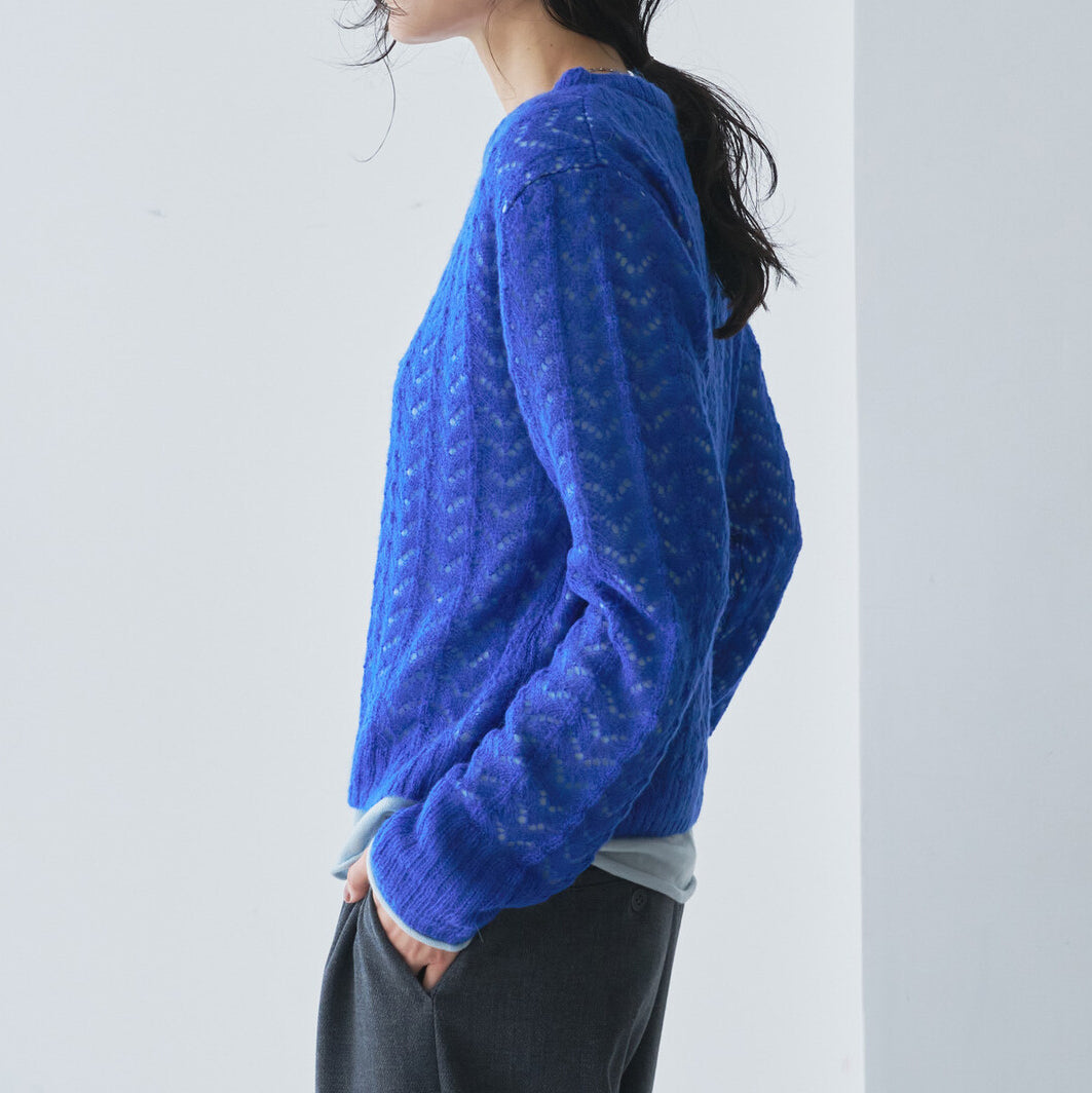 鏤空紋理層次針織上衣 - 藍｜Audrey and John Wad