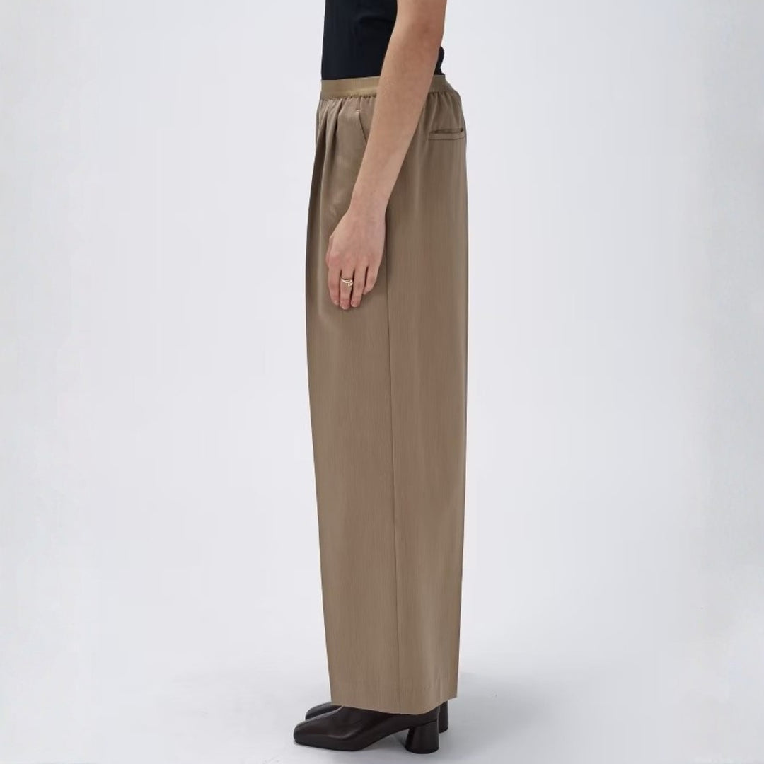 打褶設計鬆緊腰帶寬直筒褲 - 灰米｜cloenc