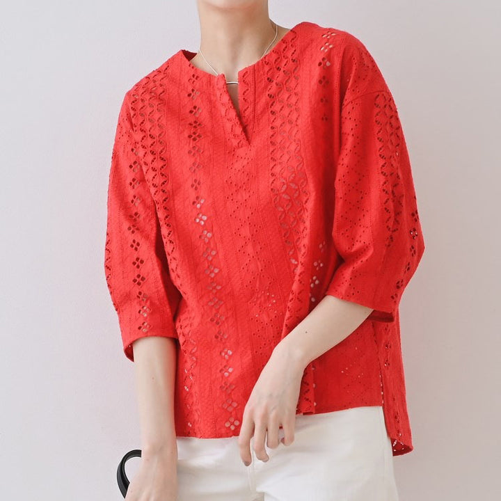 斜領刺繡蕾絲上衣 - 紅｜INDIVI