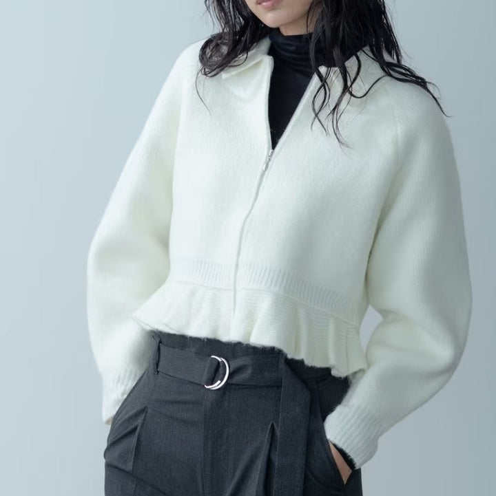 荷葉下擺拉鍊開襟衫 - 米白｜GALLEST