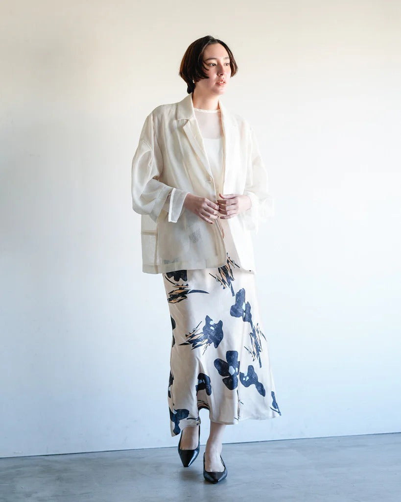花卉印花緞面長裙 - 米｜Lallia Mu 日本製