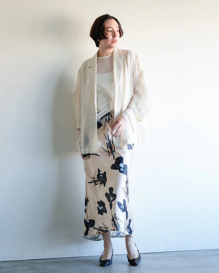 花卉印花緞面長裙 - 米｜Lallia Mu 日本製