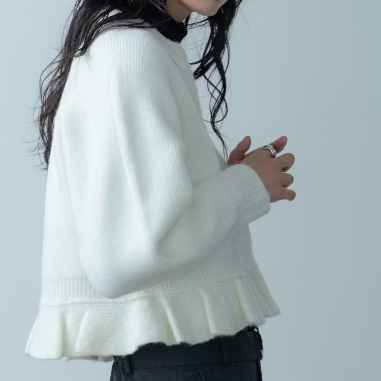 荷葉下擺拉鍊開襟衫 - 米白｜GALLEST