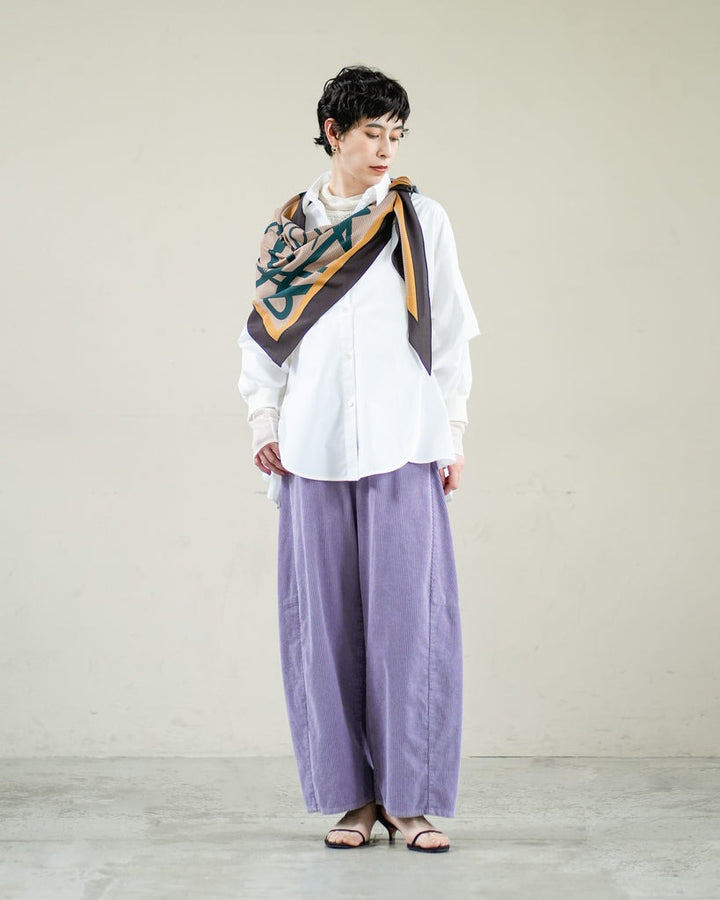 三角印花絲巾 - 米綠｜Lallia Mu