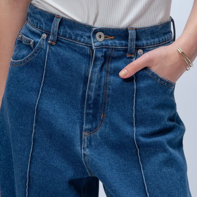 中線設計彈性丹寧寬褲 - 淺藍｜cloenc