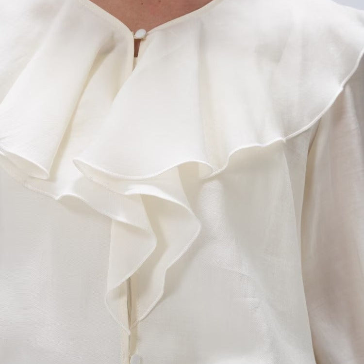 柔美荷葉V領襯衫 - 米白｜cloenc