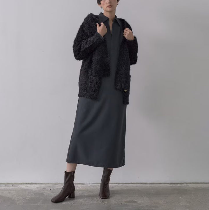 柔軟絨毛寬鬆V領開襟衫 - 黑｜GALLEST