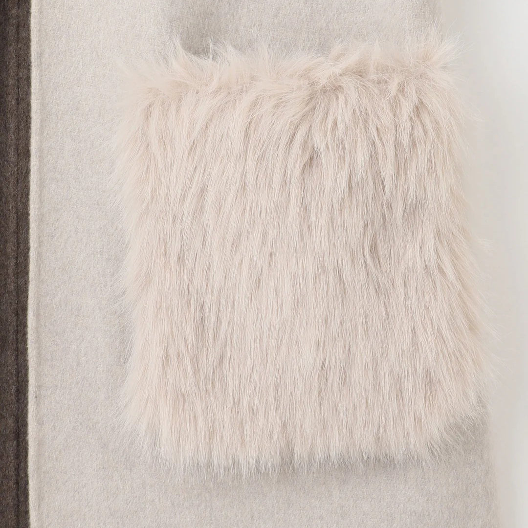 2WAY絨毛口袋背心長版外套 - 淺米｜BEATRICE