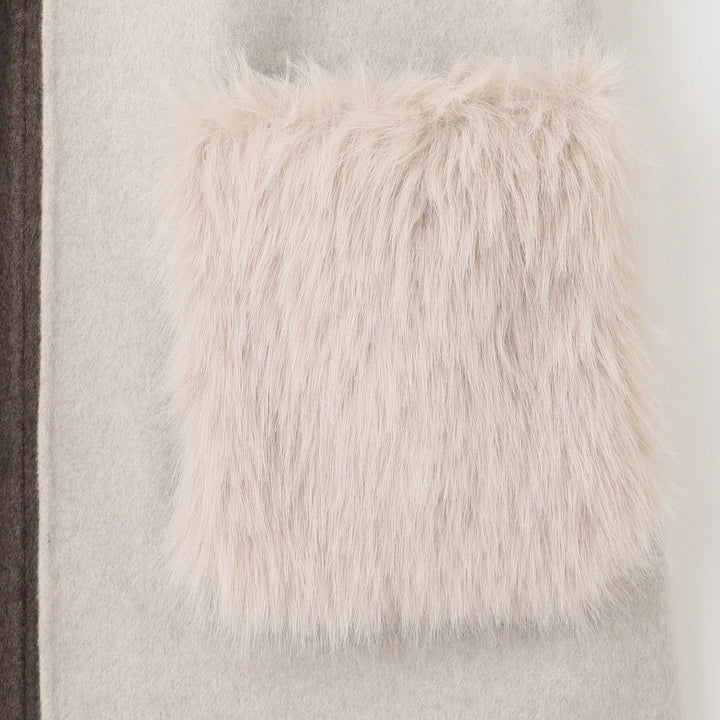 2WAY絨毛口袋背心長版外套 - 淺米｜BEATRICE