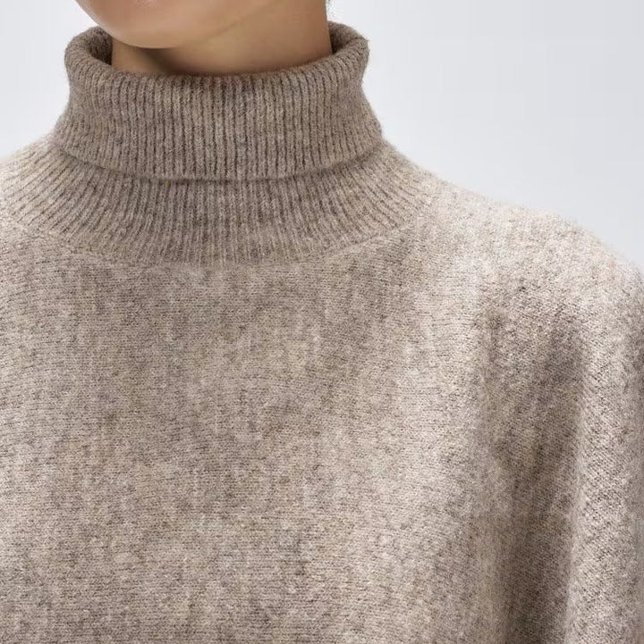 不對稱高領針織斗篷 - 灰米｜cloenc