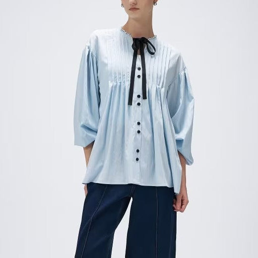 緞帶領打褶襯衫 - 淺藍｜cloenc