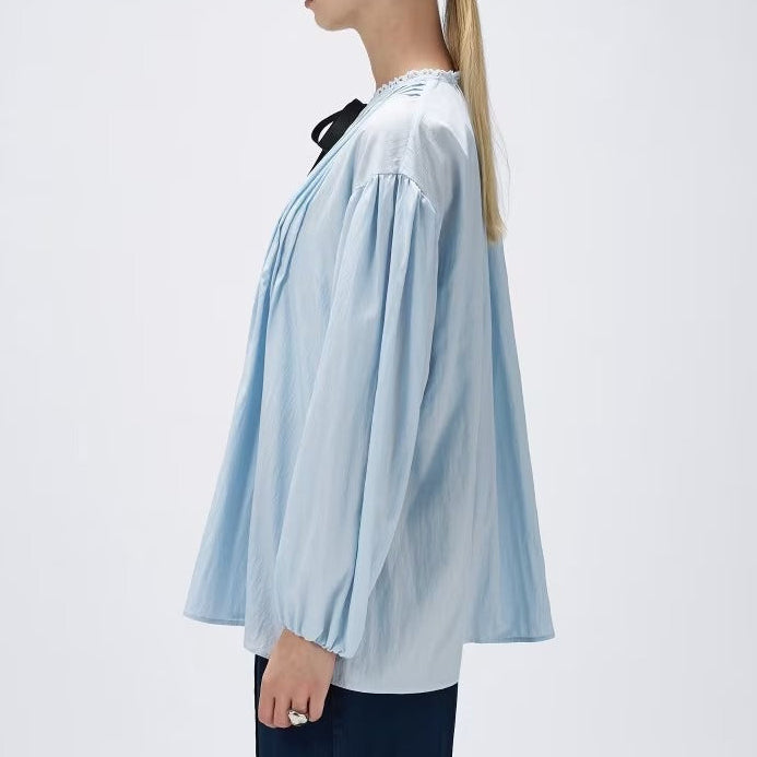 緞帶領打褶襯衫 - 淺藍｜cloenc