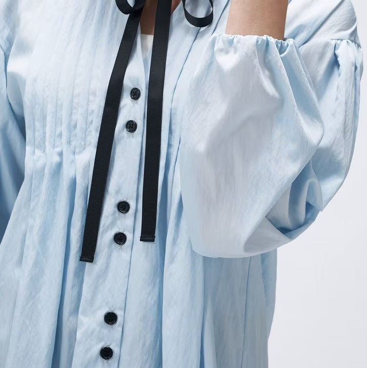 緞帶領打褶襯衫 - 淺藍｜cloenc