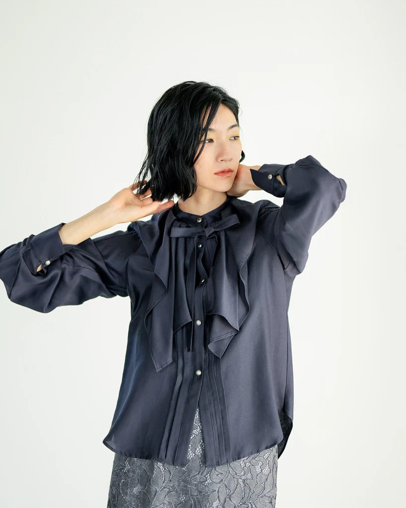 可拆式荷葉領襯衫 - 深藍｜Lallia Mu 日本製