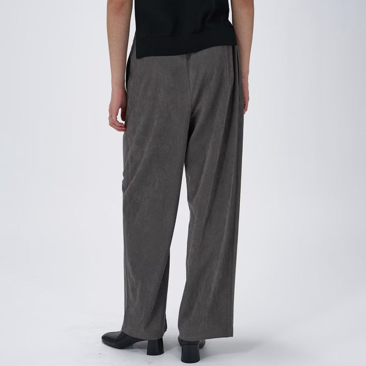 麂皮感輕盈長褲 - 炭灰｜cloenc