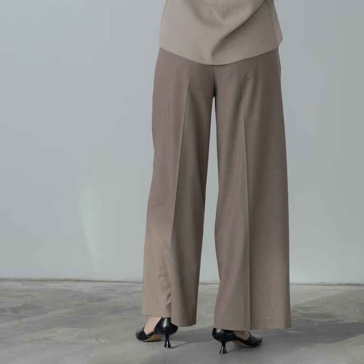 Timeless綁帶高腰寬褲 - 淺棕｜GALLEST