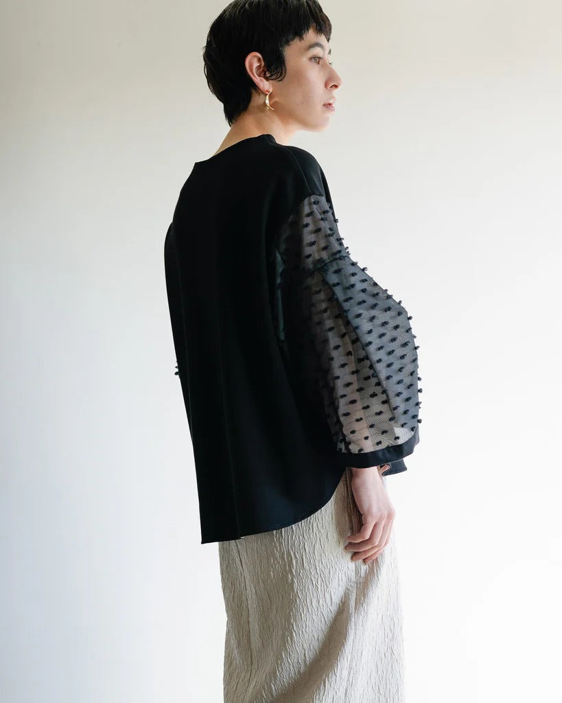 立體提花袖拼接上衣 - 黑｜Lallia Mu 日本製