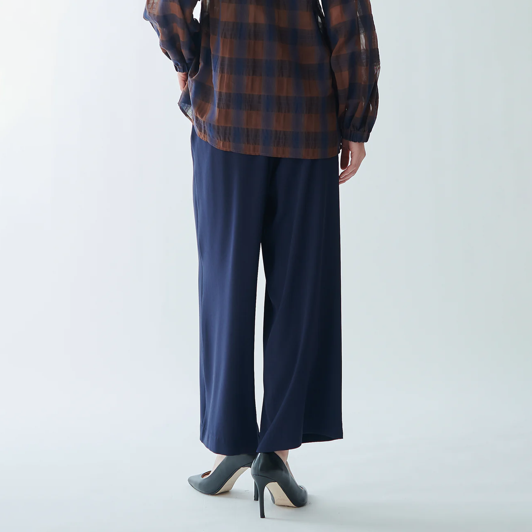 垂墜感寬版長褲 - 深藍｜BEATRICE